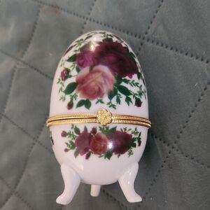 Porcelain Egg with Floral Design and Gold Band
